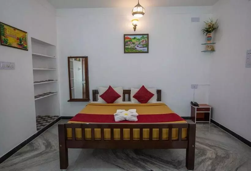 تختخواب و صبحانه Sunflower Villa