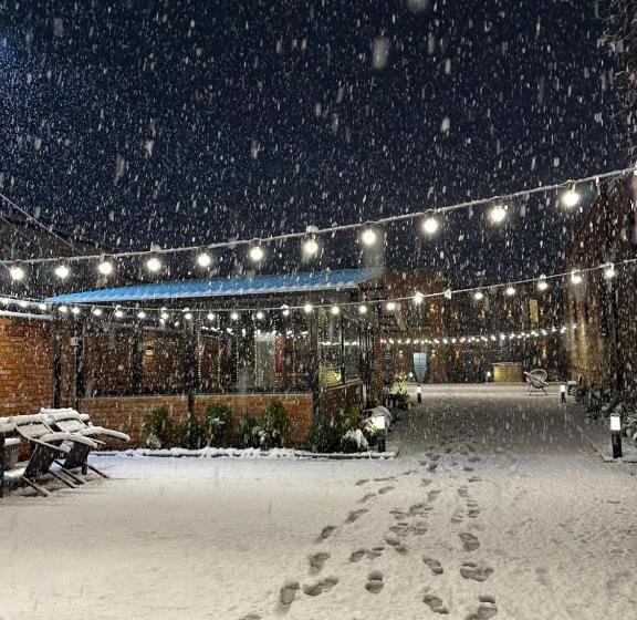 تختخواب و صبحانه Ticiani 13