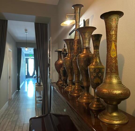 تختخواب و صبحانه Ticiani 13