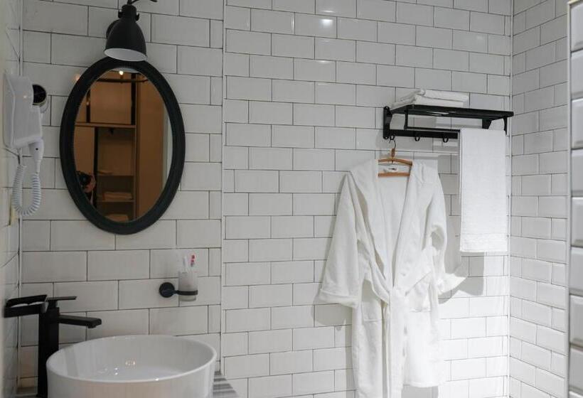 تختخواب و صبحانه Ticiani 13