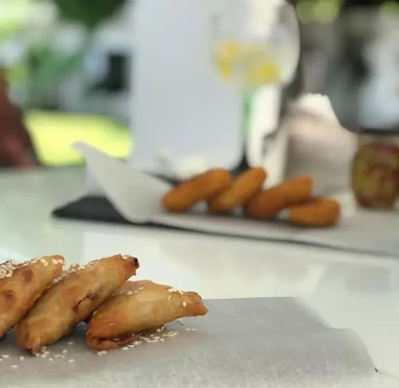 هتل Bongavila   Boutique