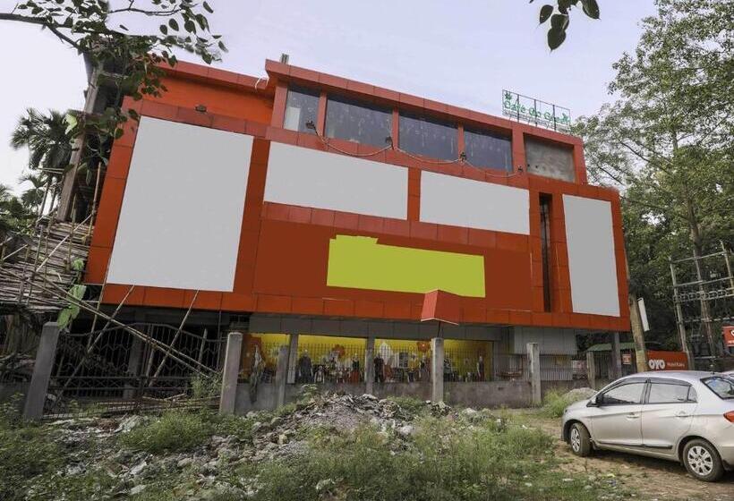 Collection O Hotel Kaku