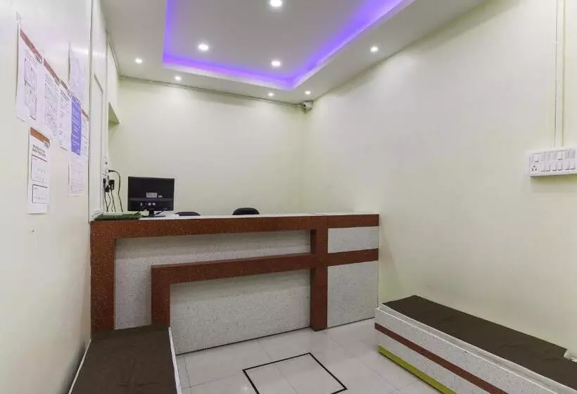 Collection O Hotel Kaku