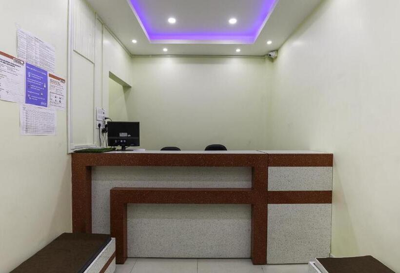 Collection O Hotel Kaku