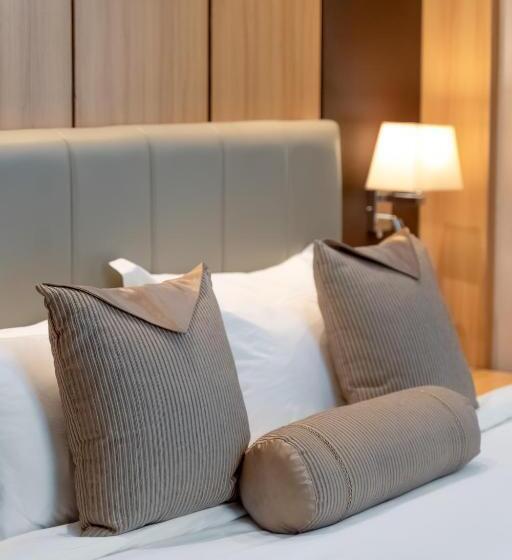 هتل Diamond Prishtina