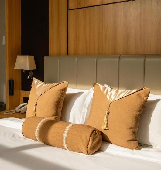 هتل Diamond Prishtina