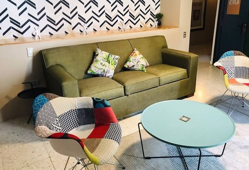 酒店 Cardedeu Express