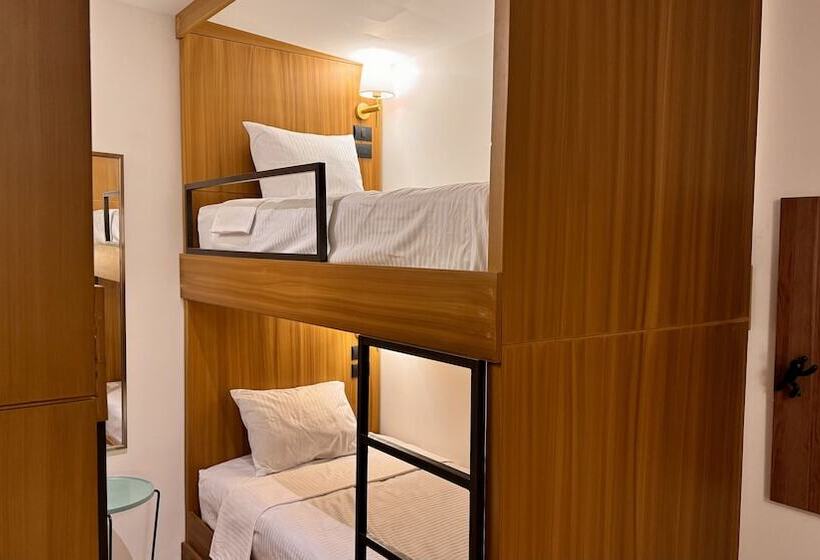 酒店 Cardedeu Express