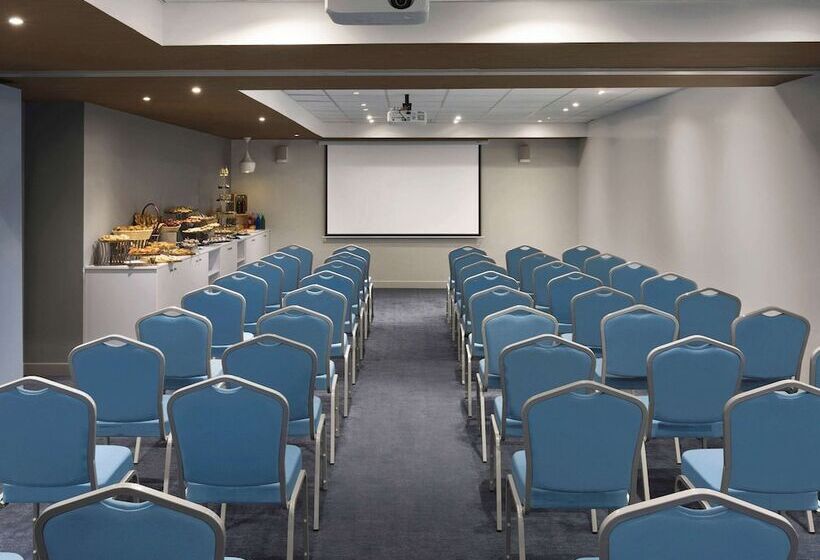 Hotel Ibis Jeddah City Center