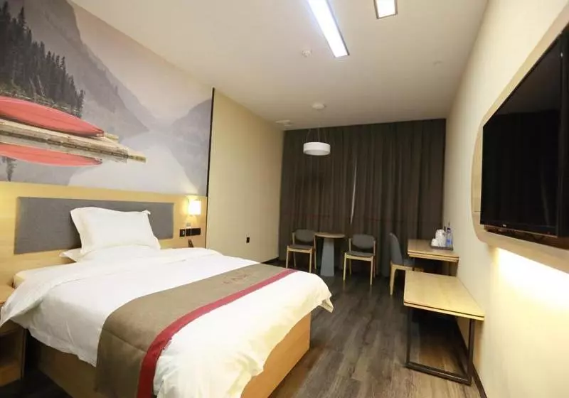 Thank Inn Chain Hotel Xiangyang East Railway Station In Hubei Province