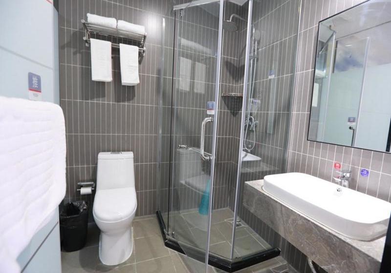 Thank Inn Chain Hotel Xiangyang East Railway Station In Hubei Province