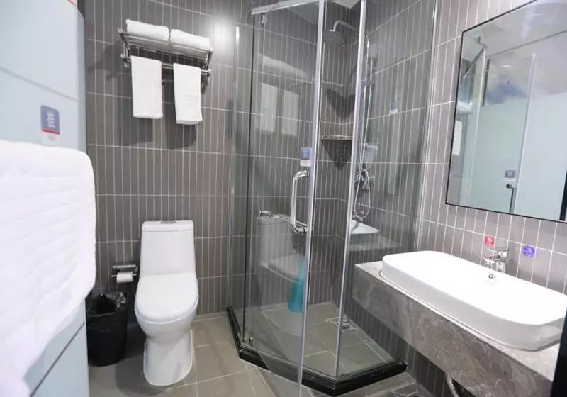 Thank Inn Chain Hotel Xiangyang East Railway Station In Hubei Province