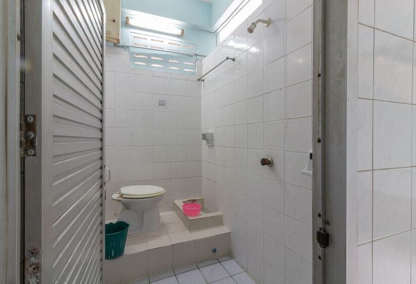 پانسیون 7 Holder Guesthouse