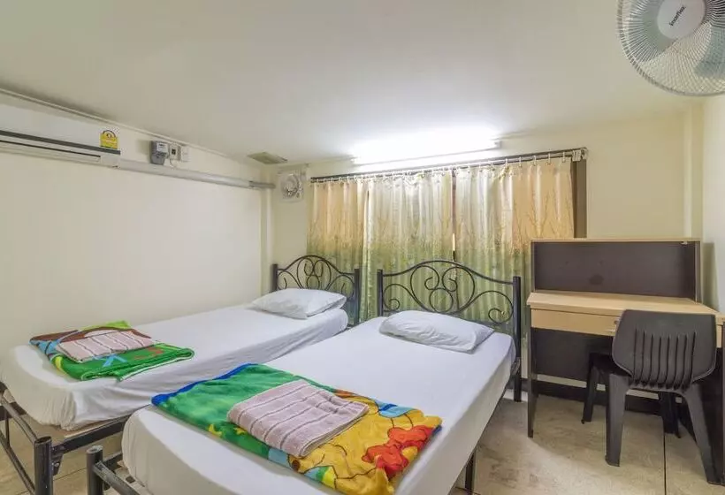 پانسیون 7 Holder Guesthouse