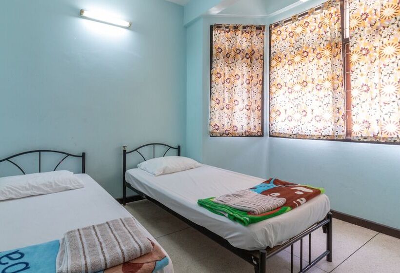 پانسیون 7 Holder Guesthouse