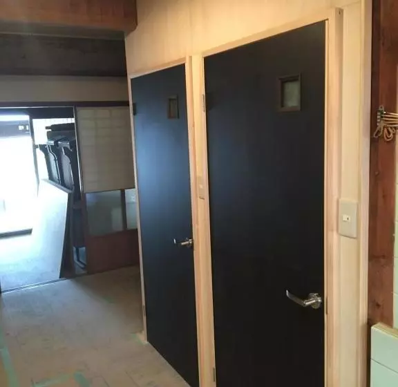 ペンション Bakushuku Den Guest House Brew