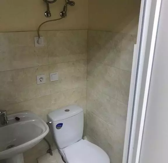هاستل адмирал хостел