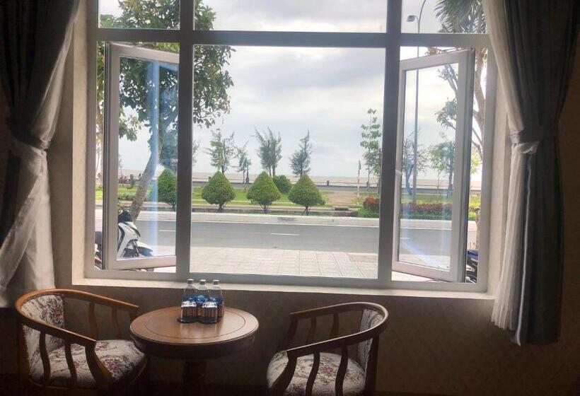 هتل Khách Sạn Ngọc Thành 2