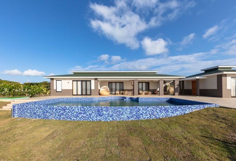 هتل Miyakojima Kurima Resort Seawood