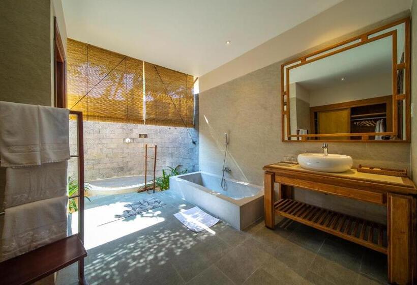 Sao Mai Beach Resort