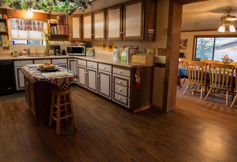 Canyon Colors Bed And Breakfast