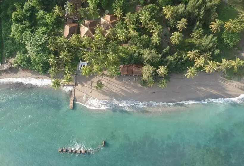 ホテル Amrita Maumere Resort