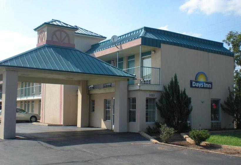 Otel Days Inn By Wyndham West Point