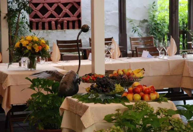 هتل šiker B&b