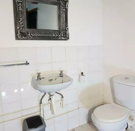 Majatalo Mountain View Country Estate