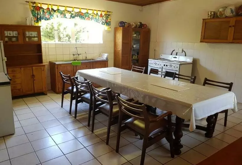 Majatalo Mountain View Country Estate