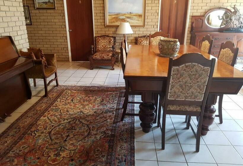 بنسيون Mountain View Country Estate