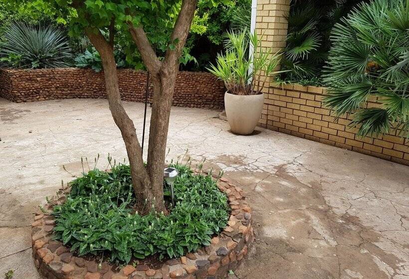 بنسيون Mountain View Country Estate