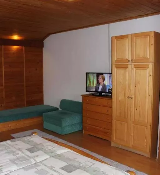 Majatalo Penzión Mária