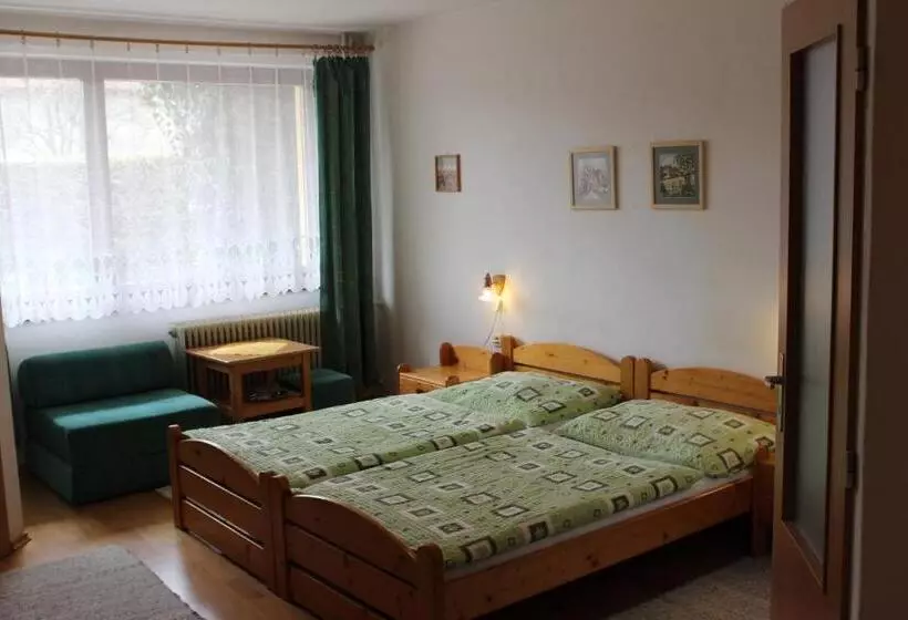 Majatalo Penzión Mária