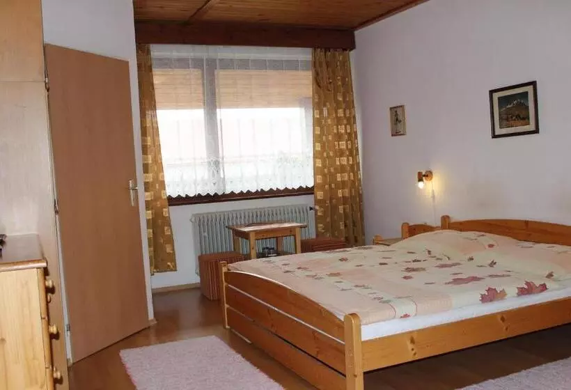 Majatalo Penzión Mária