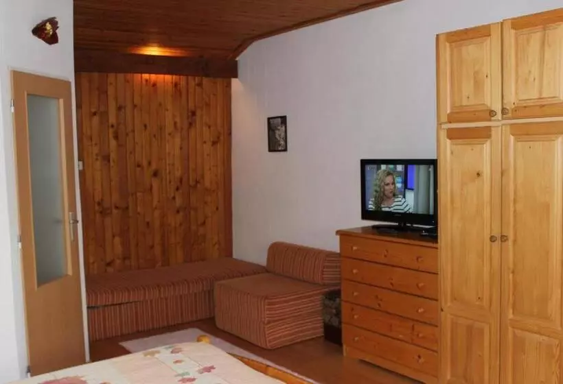 Majatalo Penzión Mária