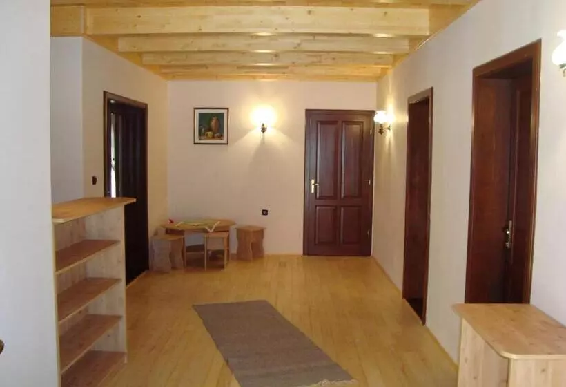 Pensiunea Sapte Flori