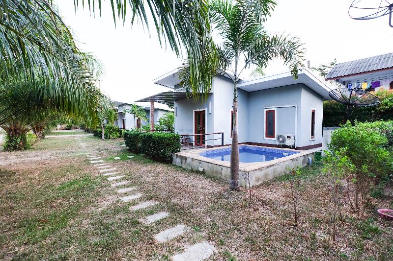 فندق Oyo 690 Bann Supansa Resort