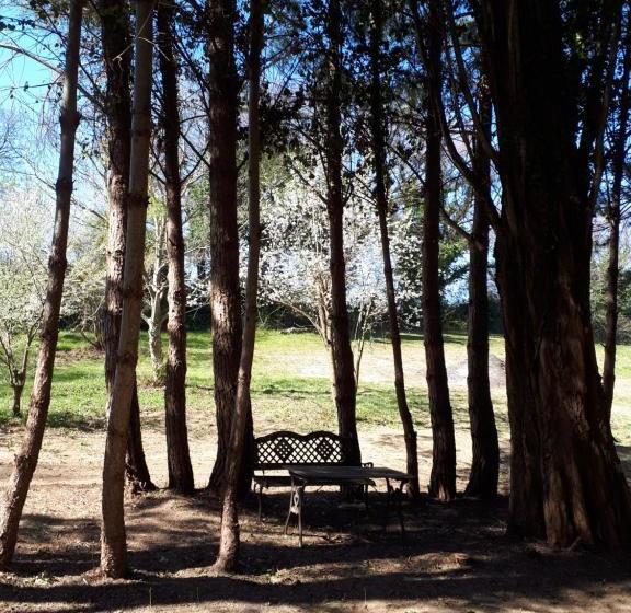 Aamiaismajoitus (B&B) Chambres D'hôtes La Chabrière