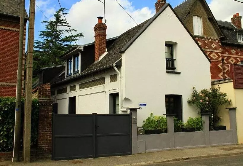 Aamiaismajoitus (B&B) Cleome