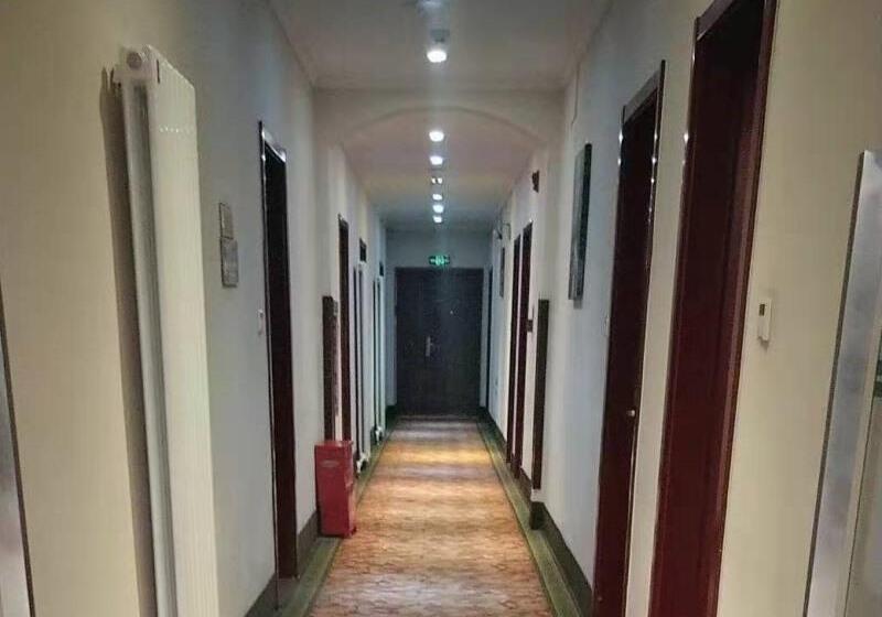 Hotelli Greentree Inn Beijing Fengtai Yungang Road Express