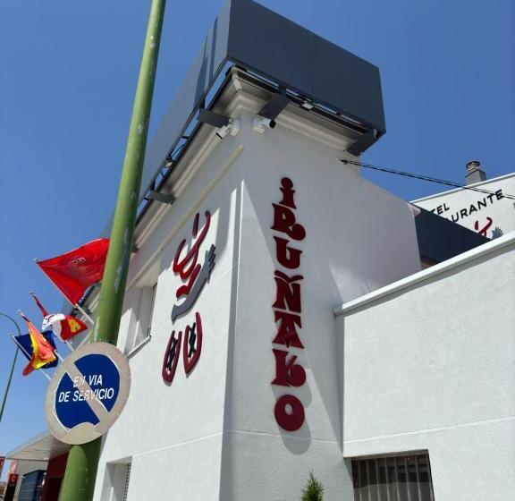 ペンション Hostal Restaurante Iruñako