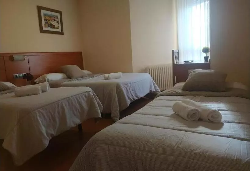 Majatalo Hostal Restaurante Iruñako