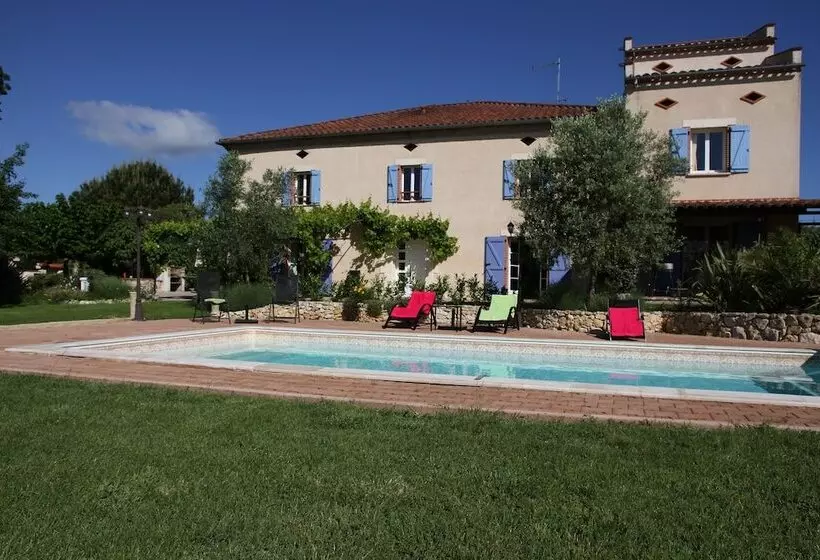 Majatalo Au Mas Du Soleil