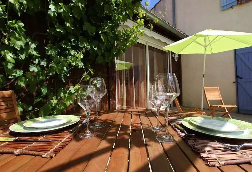 Majatalo Au Mas Du Soleil