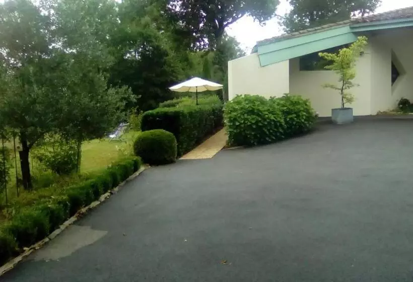 ペンション Chambres D Hôtes Les Barrerres