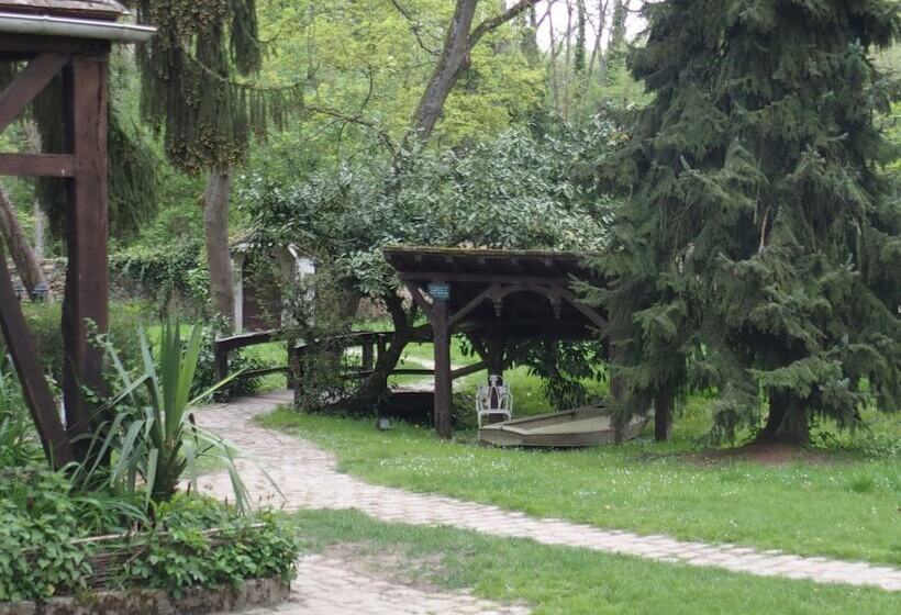 ペンション Le Studio De La Bergerie