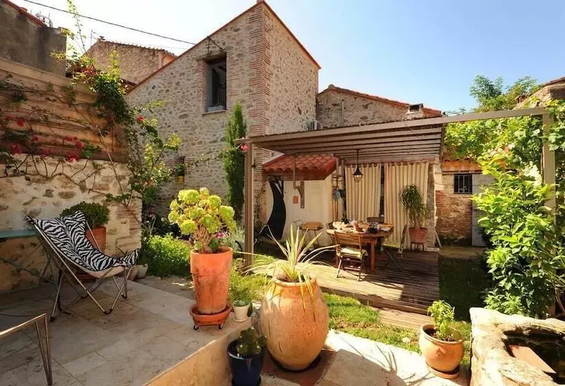 ベッドアンドブレックファースト Chambre D'hôtes La Grange