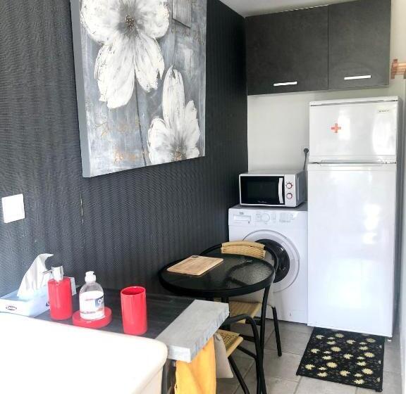 민박 Chambre Studio Pomme Happy Aux Portes De Bayeux Normandie 1 à 2 Pers