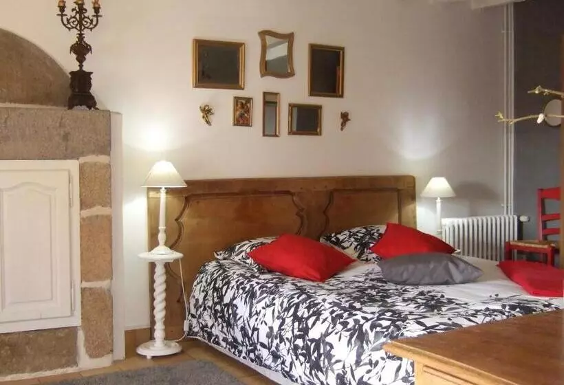 Aamiaismajoitus (B&B) Chambre D Hôtes Des Anges Proche Mont Saint Michel, L Angevinière